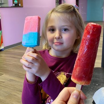 Delicias De Michoacan - Chemise and bubble gum - Ice Cream & Frozen Yogurt Near Me - Tucson, Arizona