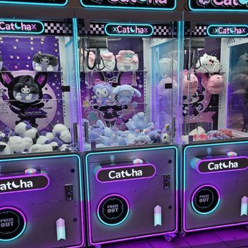 R&B Tea - Temecula - More Claw Machines3 - Bubble Tea Near Me - Temecula, California