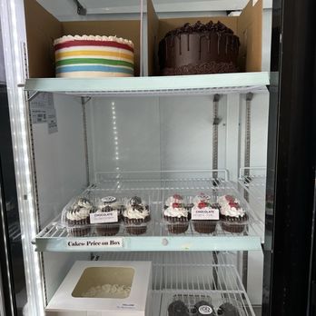 The Magic Brownie Box - Custom cakes, cupcakes - Desserts Near Me - Oxford, Michigan The Magic Brownie Box - Custom cakes, cupcakes - Desserts Near Me - Oxford, Michigan