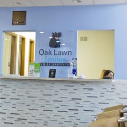 Oak Lawn Smiles - The Oak Lawn Smiles Family Dentistry reception desk.