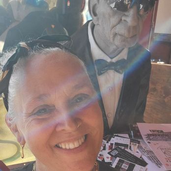 Oryz Family Restaurant - Creepy statue - Breakfast & Brunch Near Me - Hemet, California