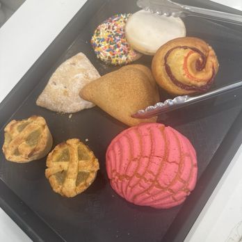 LA CONCHA BAKERY - Updated February 2026 - 440 Photos & 302 Reviews