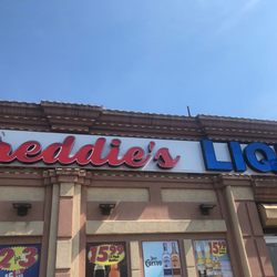 Freddies Liquors - Store front
