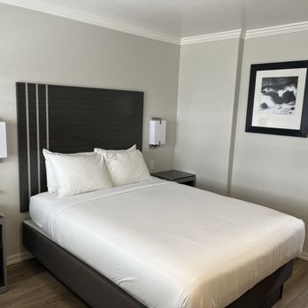 Sand Castle Inn - Hotels Near Me - Imperial Beach, California Sand Castle Inn - Hotels Near Me - Imperial Beach, California