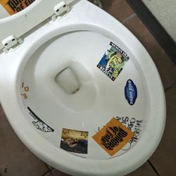 The End - Toilet