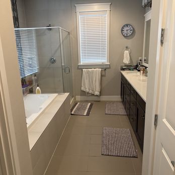 Boulder Peak Restoration - Bathroom before damage - Damage Restoration Near Me - Bellevue, Washington