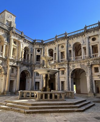 Tomar castle by null