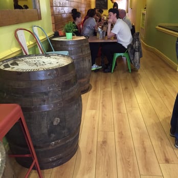 Raggas - Interior - Caribbean Near Me - Liverpool, XMS