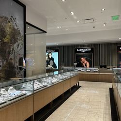Bloomingdale's