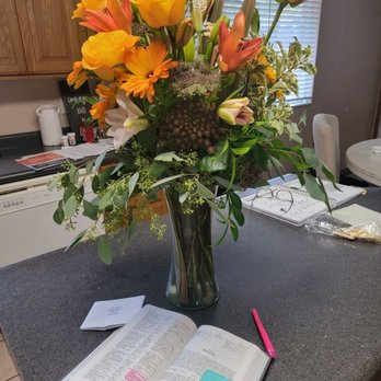 Hillside Floral & Flower Delivery - This order was big with lots of sunshine. It lasted a long time and the lilies opened beautifully. - Florists Near Me - Salt Lake City, Utah Hillside Floral & Flower Delivery - This order was big with lots of sunshine. It lasted a long time and the lilies opened beautifully. - Florists Near Me - Salt Lake City, Utah