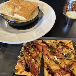 Chicken pot pie and flatbread Chicken pot pie and flatbread