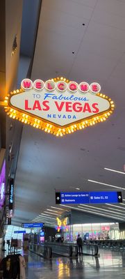 HUDSON NEWS Updated January 2026 56 Photos 62 Reviews 5757