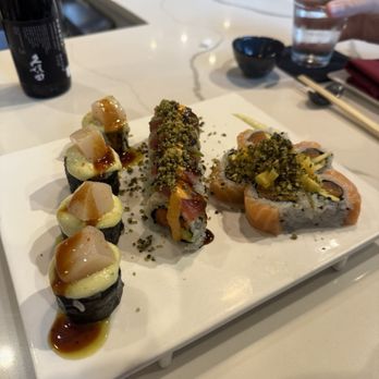 Yume Sushi - Raw Creamy Scallop Roll Yume Roll Salmon Lover roll - Sushi Bars Near Me - Arlington, Virginia Yume Sushi - Raw Creamy Scallop Roll Yume Roll Salmon Lover roll - Sushi Bars Near Me - Arlington, Virginia