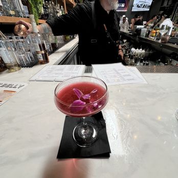 Circle City Tavern - Gastropubs Near Me - Corona, California