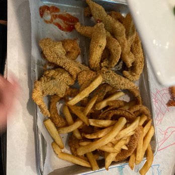 TJ Ribs - Shrimp and  catfish - Barbeque Near Me - Baton Rouge, Louisiana