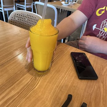 Yu Noodles - Mango smoothies - Chinese Near Me - McLean, Virginia