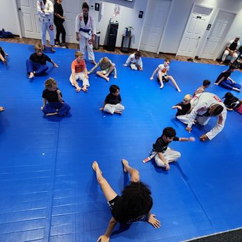Gracie Barra Lindale - Brazilian Jiu-jitsu Near Me - Lindale, Texas Gracie Barra Lindale - Brazilian Jiu-jitsu Near Me - Lindale, Texas
