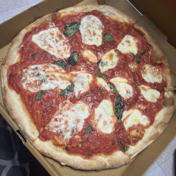 Capri Pizza and Pasta - Margherita Pizza - Pizza Near Me - Lutz, Florida Capri Pizza and Pasta - Margherita Pizza - Pizza Near Me - Lutz, Florida