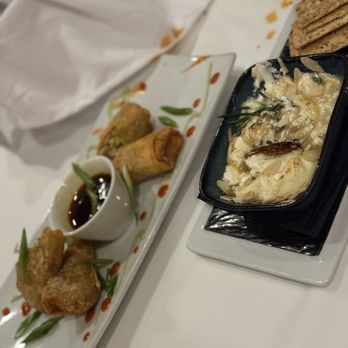 Square Grouper - Ahi tuna eggrolls & goat cheese w/dates - Bars Near Me - Key West, Florida