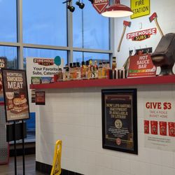 Firehouse Subs - Hot sauce bar