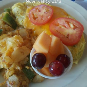 Moon Valley Cafe - Delightfully fresh vegetarian omlette - Breakfast & Brunch Near Me - Phoenix, Arizona Moon Valley Cafe - Delightfully fresh vegetarian omlette - Breakfast & Brunch Near Me - Phoenix, Arizona