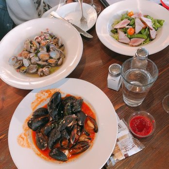 Sam's Chowder House - Seafood Near Me - Half Moon Bay, California