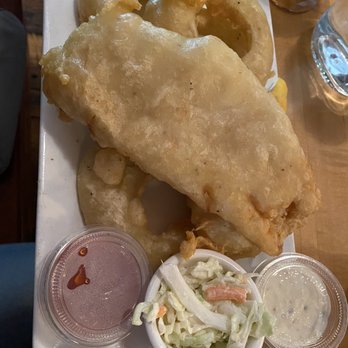 Finback Alehouse - Fish & Chips with Onion Rings - Gastropubs Near Me - Bar Harbor, Maine