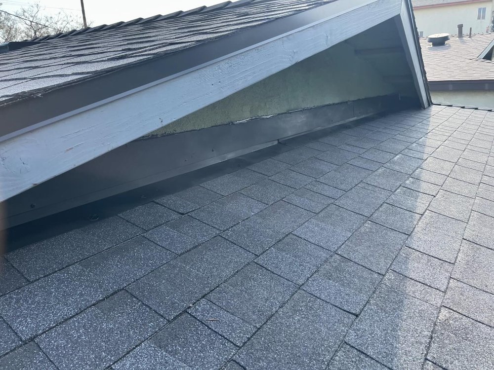 Slide of Straw Hat Roofers