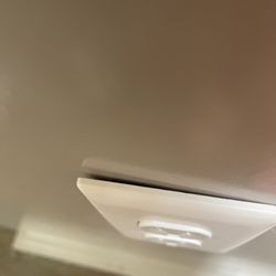 Home Builder in Brownsville Texas design and construction compan - Outlets not attached properly