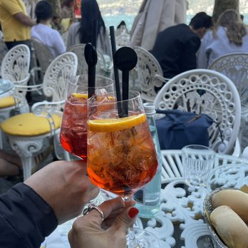 Il Molo - Bars Near Me - Varenna, LC