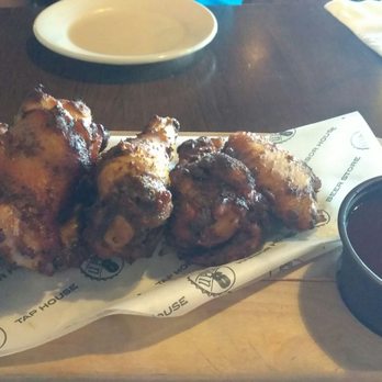 U Pick 6 Public House - American Near Me - Erie, Pennsylvania U Pick 6 Public House - American Near Me - Erie, Pennsylvania