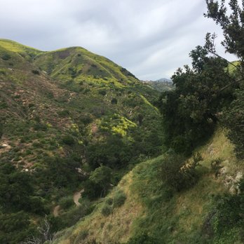 Borrego Canyon Overlook Park - Looking out into the hills and down into the canyon. - Parks Near Me - Foothill Ranch, California