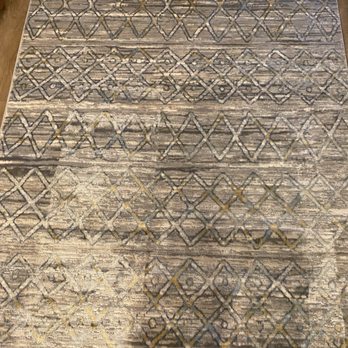 HomeGoods - Damaged rug - Home Decor Near Me - Jacksonville, Florida HomeGoods - Damaged rug - Home Decor Near Me - Jacksonville, Florida