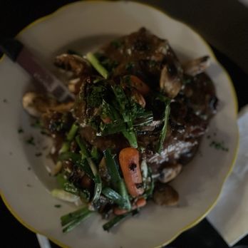 Figaro Bistrot - Lamb chops - French Near Me - Los Angeles, California Figaro Bistrot - Lamb chops - French Near Me - Los Angeles, California