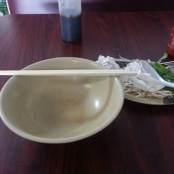 Pho Liu - Empty! At a pho joint! - Vietnamese Near Me - Burien, Washington Pho Liu - Empty! At a pho joint! - Vietnamese Near Me - Burien, Washington