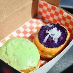 FK Dulce Bakery - Buko Pandan (left), Ube Macupuno (right)