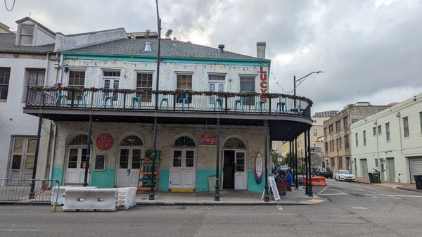 Lucy's Retired Surfers Bar & Restaurant by null