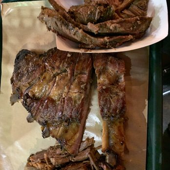 Hard Eight BBQ - Barbeque Near Me - The Colony, Texas