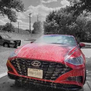 1. Lunauto Services mobile car wash