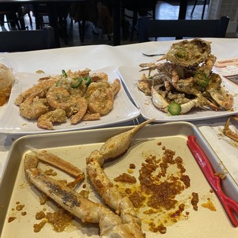 Crawfish Cafe - Salt and pepper Shrimp, blue crabs and snow crab. - Seafood Near Me - Houston, Texas