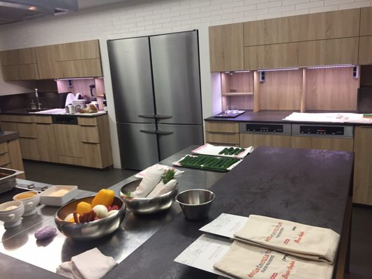 School Ducasse - Paris Studio by null