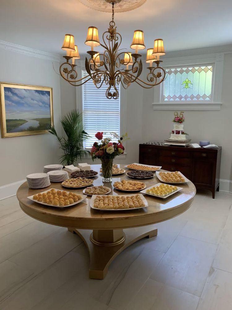 THE WHITE HOUSE ON WASHINGTON STREET 7920 E Washington St, Mebane