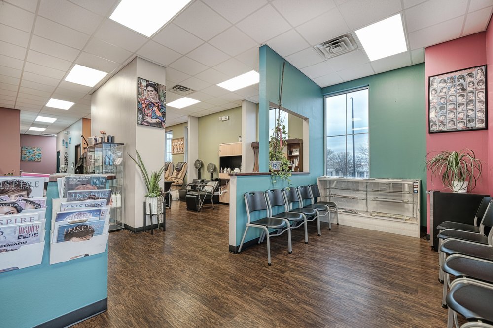 DIVINE HAIR AND NAIL SALON 122 Photos 15812 Windermere Dr