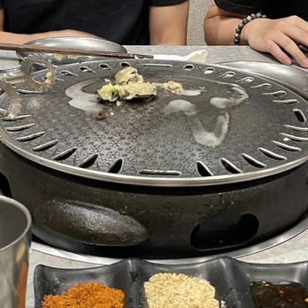 Jing Tan Grill House - Grill is ice cold, and could not get up to temp even with fresh charcoal. - Barbeque Near Me - Richmond, British Columbia Jing Tan Grill House - Grill is ice cold, and could not get up to temp even with fresh charcoal. - Barbeque Near Me - Richmond, British Columbia