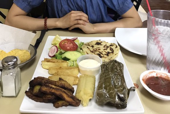 Salvadorian Cuisine by null