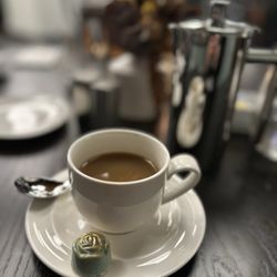 The Dining Room at Kendall College - Tea and treat