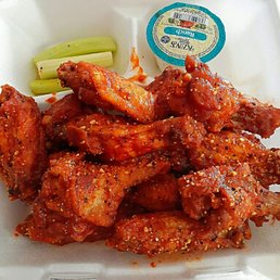Chicken wings(Hot w/lemon pepper) Chicken wings(Hot w/lemon pepper)