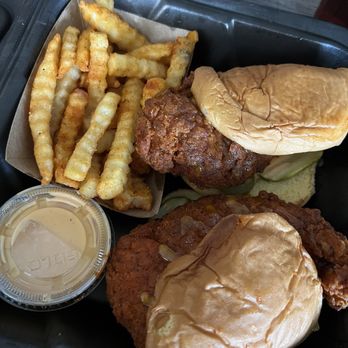Dave's Hot Chicken - Dave's Number 2, 2 sliders and fries - Chicken Shop Near Me - Florence, South Carolina