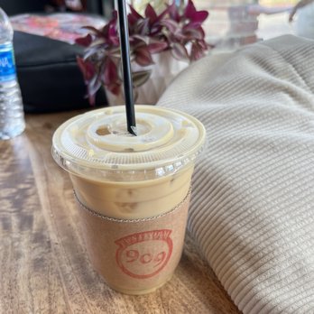 Platform 909 - Iced vanilla latte + almond milk - Coffee & Tea Near Me - Chino Hills, California Platform 909 - Iced vanilla latte + almond milk - Coffee & Tea Near Me - Chino Hills, California