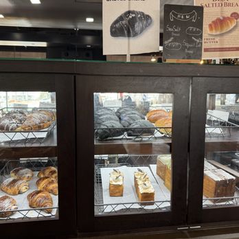 Gavi Brunch Cafe - Pastries - Coffee & Tea Near Me - Chantilly, Virginia Gavi Brunch Cafe - Pastries - Coffee & Tea Near Me - Chantilly, Virginia